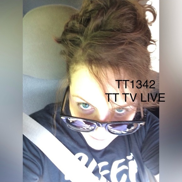 New-Illusion Grey Long Arm Alien Costume - Medium (8-10) - Picture 12 of 15